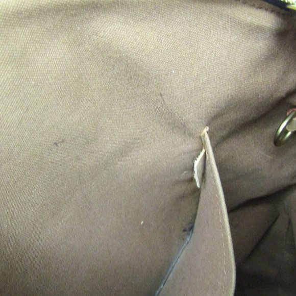 LOUIS VUITTON Lockit Vertical Handbag - Picture 11 of 12